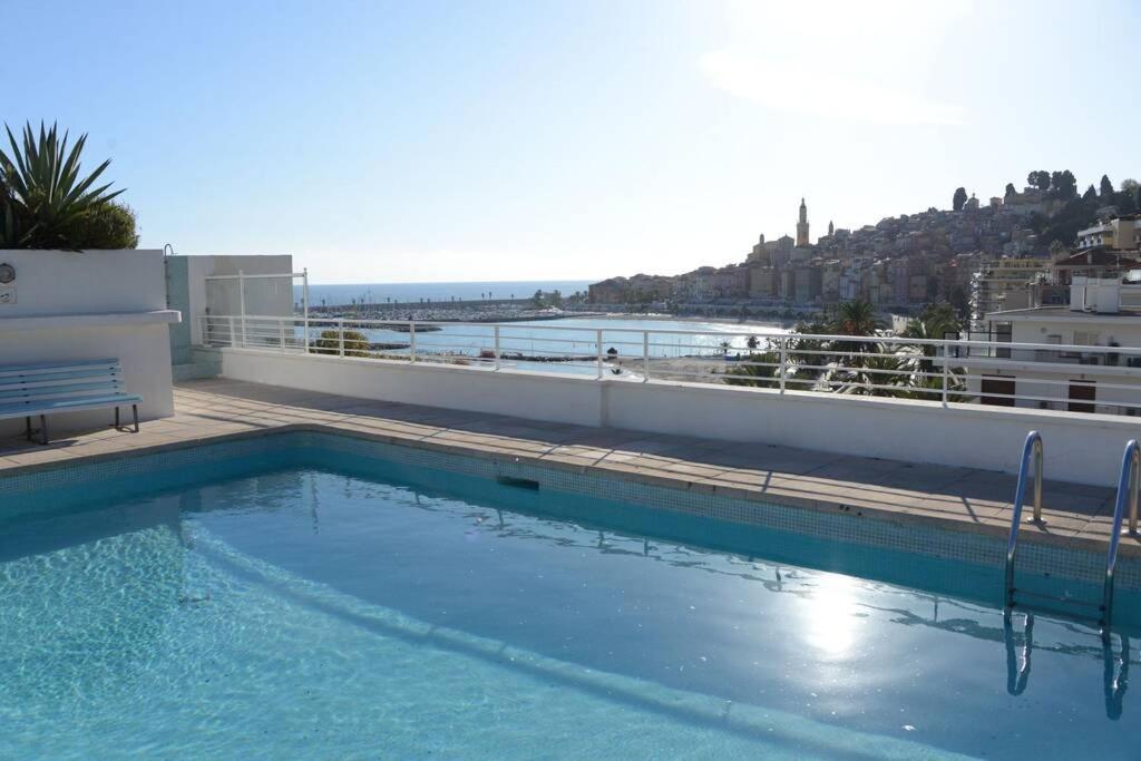 Le Lodge, T2 Classe 3 Etoiles Avec Jardin, Parking, Piscine & Mer A 2 Pas Menton Eksteriør billede